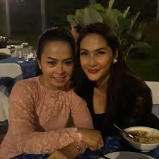 Namun, nama mereka tetap menjadi kenangan tersendiri bagi para penggemar si doel anak sekolahan. Begini Wajah Maryati Tohir Munaroh Si Doel Sekarang Lifestyle Fimela Com