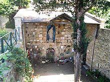 There are so many things to do, you may want to stay an extra week or so to experience them all. Sainte Genevieve Des Bois Essonne Wikipedia
