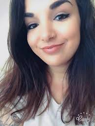 Kerry Jones's Instagram, Twitter & Facebook