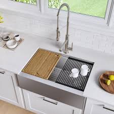 Kraus Kore Workstation Farmhouse Apron Front Stainless Steel 33 In Sin Farmhouse Sink Kitchen Stainless Steel Farmhouse Kitchen Sinks Single Bowl Kitchen Sink