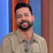 John Crist talks about his new tour and what makes him laugh