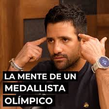 Gerald Drummond, Atleta Nacional y Gustavo Ulloa, Gerente de Sostenibilidad  de Coopenae