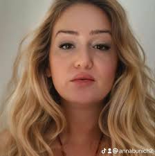 Ничто так не бодрит с утра, как кофе и угрозы Хизболлы.