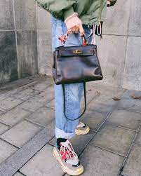Check spelling or type a new query. Look Avec Balenciaga Triple S Off 69
