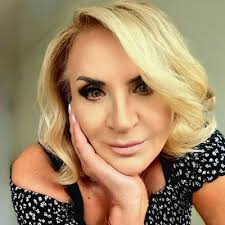 GRACE666🇺🇸🇳🇴🇵🇱🌍💙🦋🎼📷🎨📚🎥🏛 (@Grazyna94563873)