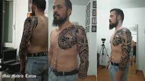 Tatuajes maoríes en el antebrazo. Tatuaje Maori Samoano En Pecho Hombro Brazo Para Victor 1 Diseno Moa Tatuador Maori En Madrid Youtube