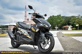 Yamaha nvx or can be said to be surrounded by x is the new generation motor matic offers sporty hopefully yamaha released a variant of the abs braking system combined with discs on the front 2019 yamaha nvx 155 concept. Tested Yamaha Nvx Hoot Of A Scoot Bikesrepublic