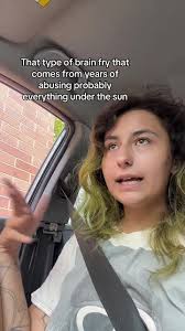 Yvette Graves (@guinea.green)