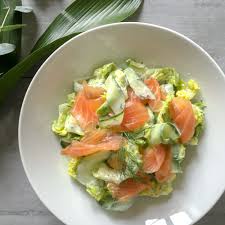 Add the spinach, smoked salmon, cucumber, radishes and. Smoked Salmon Cucumber Salad With Dill Yogurt Dressing Smoked Salmon Recipes Salmon Salad Recipes Healthy Work Snacks