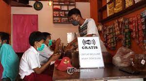 Simak kunci jawaban tema 4 kelas 5 halaman 111. Tanggung Jawab Individu Sebagai Warga Masyarakat Adalah Sebagai Berikut Buku Tematik Kelas 5 Sd Tribun Lombok