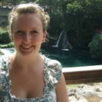 Laura Snook's Instagram, Twitter & Facebook