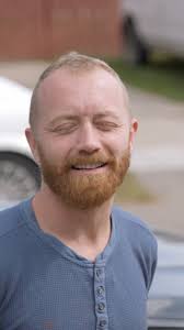 @shea.whitfield may have lost a bet at the office but she knew @keithbynum_  would name it the casino house and turn it into a total WIN 🎲 🏆 🤪Watch  #bargainblock TONIGHT @9pm est