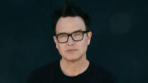 Mark allan hoppus is an american musician, singer, songwriter, record producer, and former television personality best known as the bassist. Blink 182 S Mark Hoppus Reveals Cancer Diagnosis Genre Is Dead