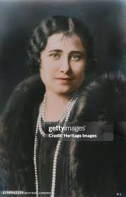 58 Beth Hays Stock Photos, High-Res Pictures, and Images