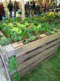 14 Raised Flower Bed Made Of Euro Pallets Flickr Photo Sharing Garten Garten Hochbeet Garten Pflanzen