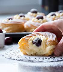 St Joseph S Pastries Zeppole Di San Giuseppe Recipe Zeppole Recipe Desserts Italian Recipe Book