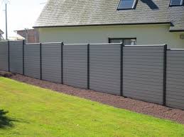 Installation Des Ocewood Composite Verschlusses Zaun Garten Garten Zaun Ideen Gartenumgestaltung