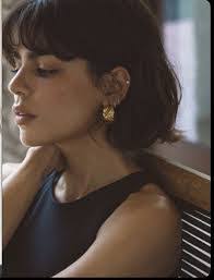 Crystal Langer's Instagram, Twitter & Facebook