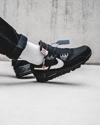 Pin By Ginny Kang On Shoes Nike Air Max 90 Black Air Max 90 Black Nike Air Max