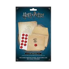 Create a character and immerse yourself at hogwarts and the harry. Harry Potter Brief Set Briefpapier Umschlag Hogwarts Logo Wachs Siegel Aufkleber Ebay
