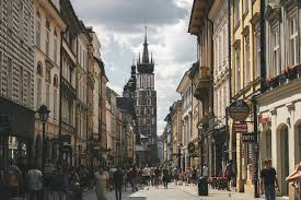 Historia podziału kraków w swoim obecnym kształcie zaczął wyłaniać się na początku xx wieku, kiedy rozpoczęto wcielanie w życie planu wielkiego krakowa. W Jakiej Dzielnicy Krakowa Najlepiej Zamieszkac Finanse Osobiste Pl Oszczedzanie Inwestowanie Akcje