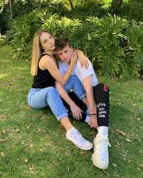 Contact maddie ziegler on messenger. Maddie Ziegler Age Height Biography 2020 Wiki Net Worth Boyfriend