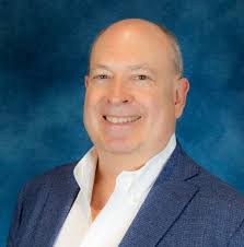 Robert Claycomb's Instagram, Twitter & Facebook