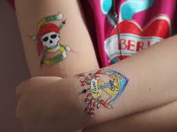 For all things related to modifying the human body. Temporary Berlin Tattoos S Wert Design