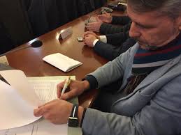 42 dove sono presenti tutte le tabelle. Vvf Accordi Relativi Alla Valorizzazione Per Quanto Riguarda La Retribuzione Delle Peculiari Condizioni Di Impiego Del Personale Non Direttivo E Non Dirigente E Direttivo E Dirigente Del Corpo Nazionale Dei Vigili Del