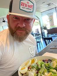 Healthy body & mind, and a good lookin hat! 😎🤘🏻- Red Dirt Hat Co.  #stoneylaruetour2021 #reddirthatco