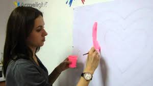 الدهان المضيئ في الظلام عمل تطوعي في أكمي لايت الأوكرانية Youtube