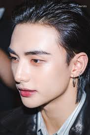 coco ☆ green yuri (@4KULUV)