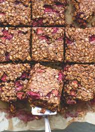 Strawberry Rhubarb Breakfast Oat Bars Recipe Rhubarb Recipes Rhubarb And Custard Oats Breakfast