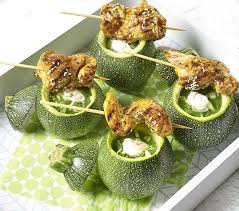 Gaspacho De Courgette Et Brochette De Poulet Colruyt Culinair Eten En Drinken Voorgerechten Hapjes