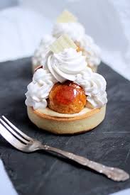 Tartelettes Saint Honore Au Caramel Sale Recette Mini Tarte Patisserie Gateaux Et Desserts