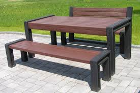 Durch die geringe höhe ist die kombination perfekt auf die kleinen abgestimmt. Bank Tisch Kombin Morabitorecycling Kunststoffzum Aufdubelnpreis Ab Home Banke Und Tische Bank Tisch Kombinationen Polidesign Stadtmobiliar Gmbh