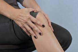 L'arthrose du genou ou gonarthrose est une cause fréquente de douleur au genou. Tendinite Du Genou Symptomes Traitements Que Faire