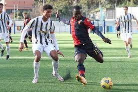 Dimostra riflessi felini sul colpo di testa ravvicinato di dell'orco ma si deve arrendere al cosa che lui non riesce a mostrare. Calcio Genoa Favola Kallon Dal Barcone Alla Serie A Liguria Ansa It