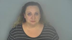 Sarah Lemons's Instagram, Twitter & Facebook