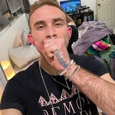 Devin Hand (@devinhand) • Instagram photos and videos