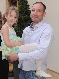 Agata mróz przyszła na świat w dąbrowie tarnowskiej, jednak dorastała w tarnowie, gdzie rozpoczęła treningi siatkarskie. Maz Agaty Mroz Mam Dziewczyne Potem O Samotnym Wychowaniu Corki Jest Poczucie Winy Bo