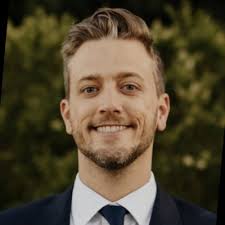 Thanks to everyone who came together to make this transaction happen, even  in tough market conditions. Excited about our entry into the Las Vegas  market with the acquisition of Sutton Place. |