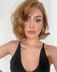 Dayna Yost's Instagram, Twitter & Facebook