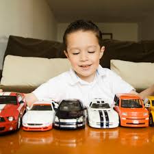 why autistic children play differently