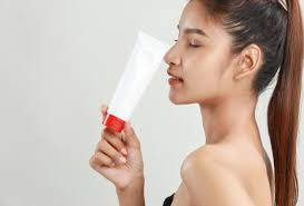 Dimana merek ini mengeluarkan produk olay total effect 7 yang memiliki fungsi khusus sebagai anti aging sehingga mencegah penuaan pada kulit anda. Intip 5 Rekomendasi Produk Skincare Untuk Kulit Berminyak Blog