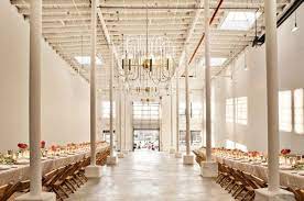 Glasserie Greenpoint New York United States Brooklyn Venue Report New York Wedding Venues Nyc Wedding Venues Wedding Venues