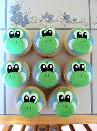 How fantastic are these mario brothers gold star balloons? Pin By Jb Mcgregor On I Love Food Mario Birthday Cake Mario Bros Cake Mario Birthday Party