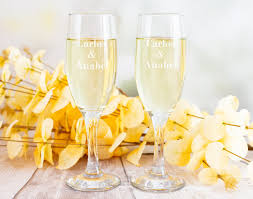 Si vas a ir este año a alguna boda, siempre regalas algo a los novios. Copas Para Cava Grabadas Y Personalizadas