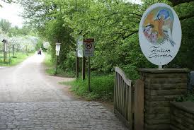 Vis à vis zum forstbotanischen garten gelegen, ist diese nur 5 ha große anlage vorrangig als lehrgarten für jüngere menschen gedacht. Finkens Garten Bei Rodenkirchen Objektansicht