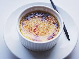 Toutes Nos Astuces Et Recettes Pour Preparer Une Creme Brulee Sans Chalumeau Femme Actuelle Le Mag